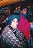 elz_danie_into_the_boat