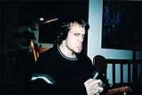elz_listening_music
