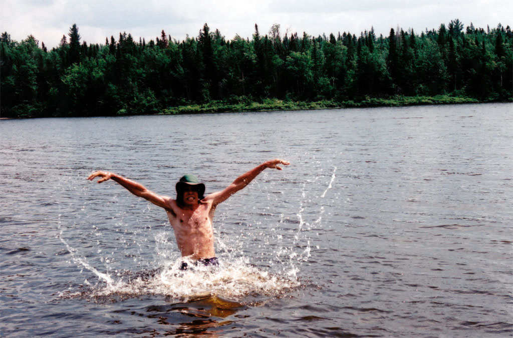 elz_jump_water