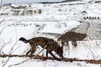 beryl_bord_falaise_neige_sabliere