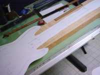 elz_bass8_IHaveTheSchematics