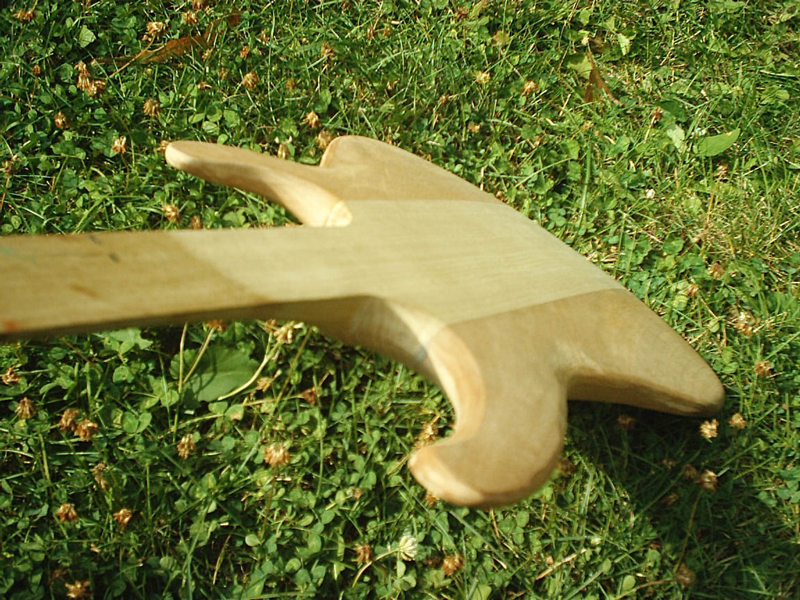 b8_sharp_wing