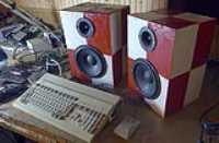 amiga_speaker_desktop