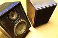 garage_speakers_3