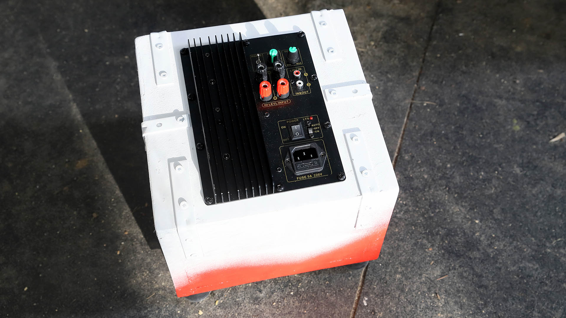 amiga_subwoofer_6