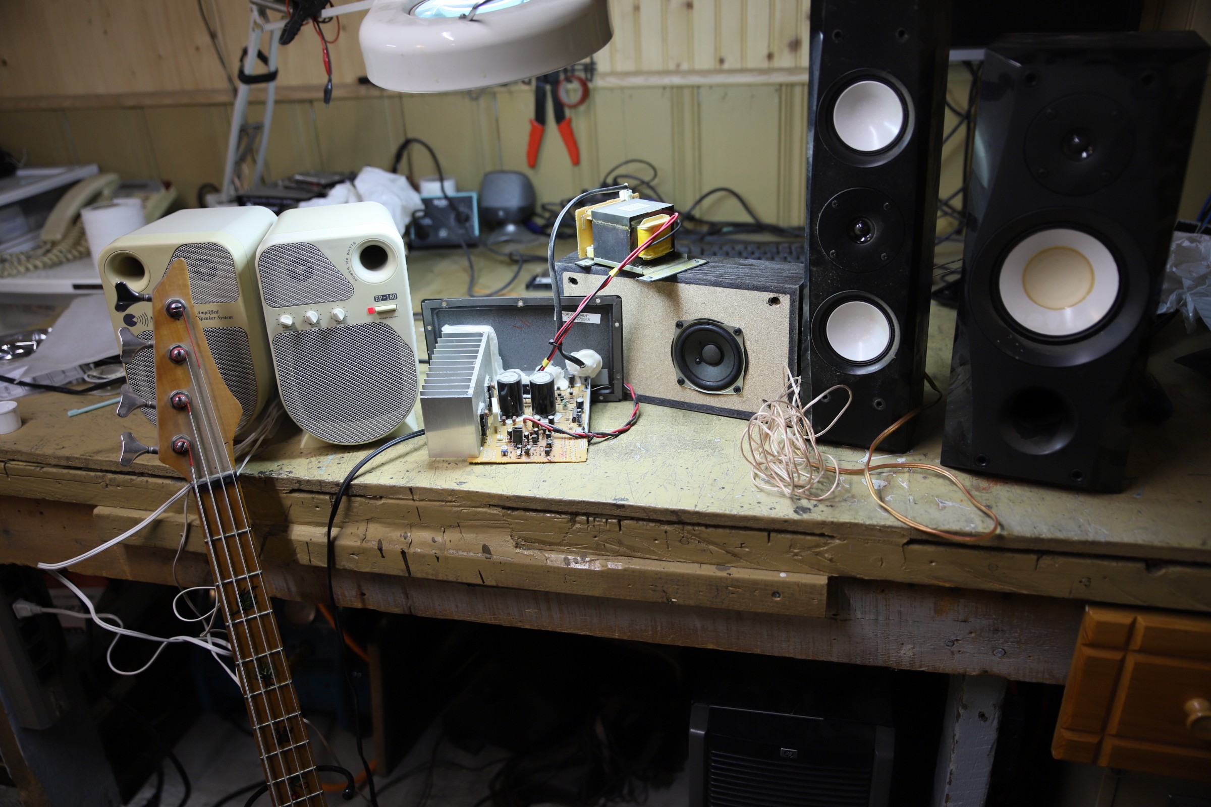 building_portable_bass_cabinet_1
