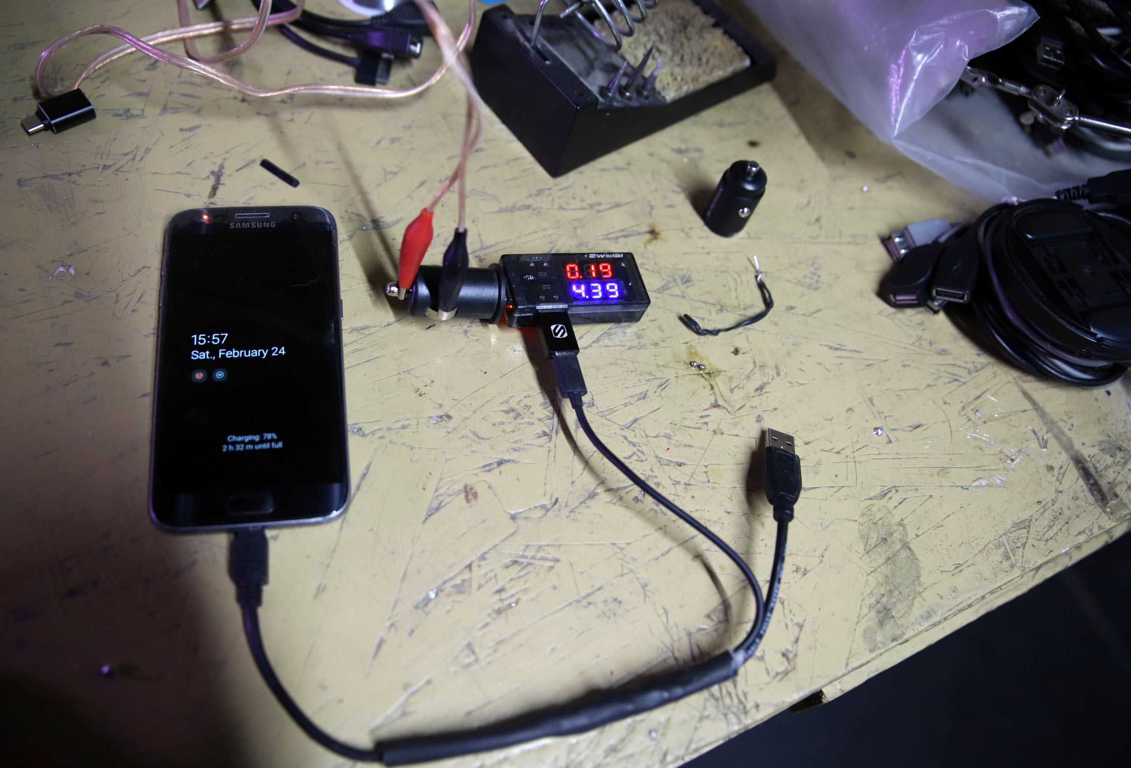 carlighter_usb_charger_tech-1