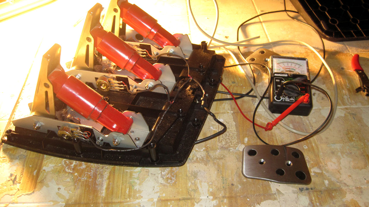 g25_pedals