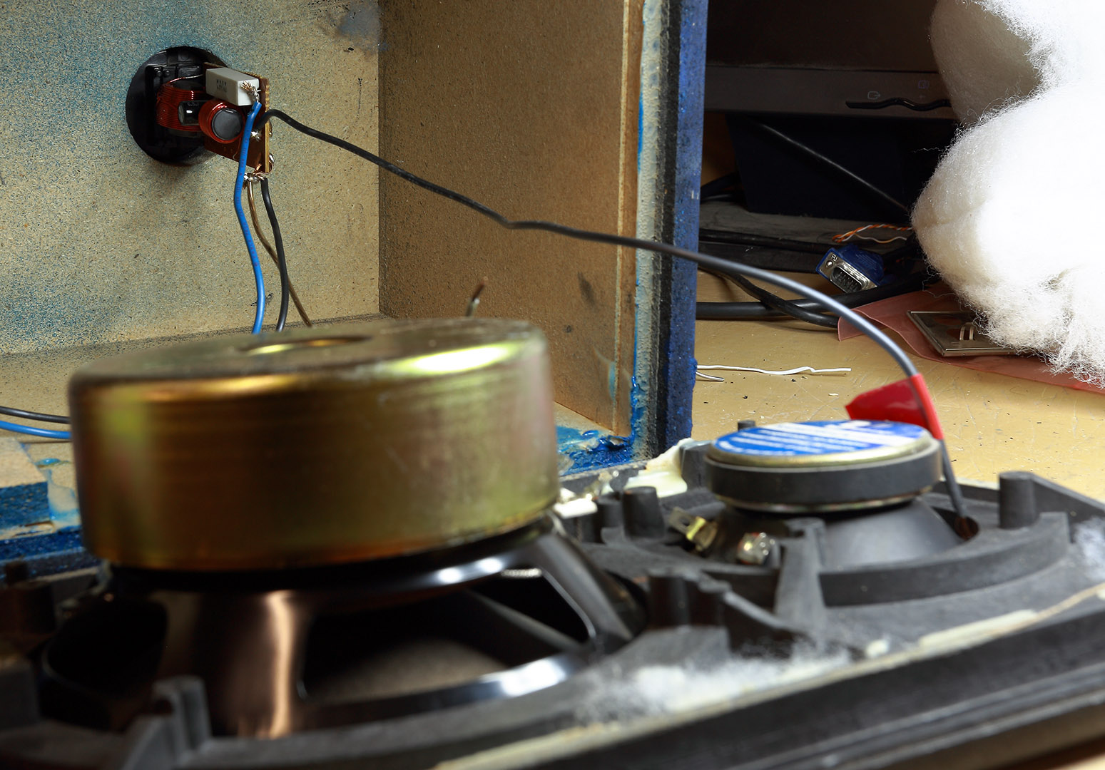 garage_speakers_1