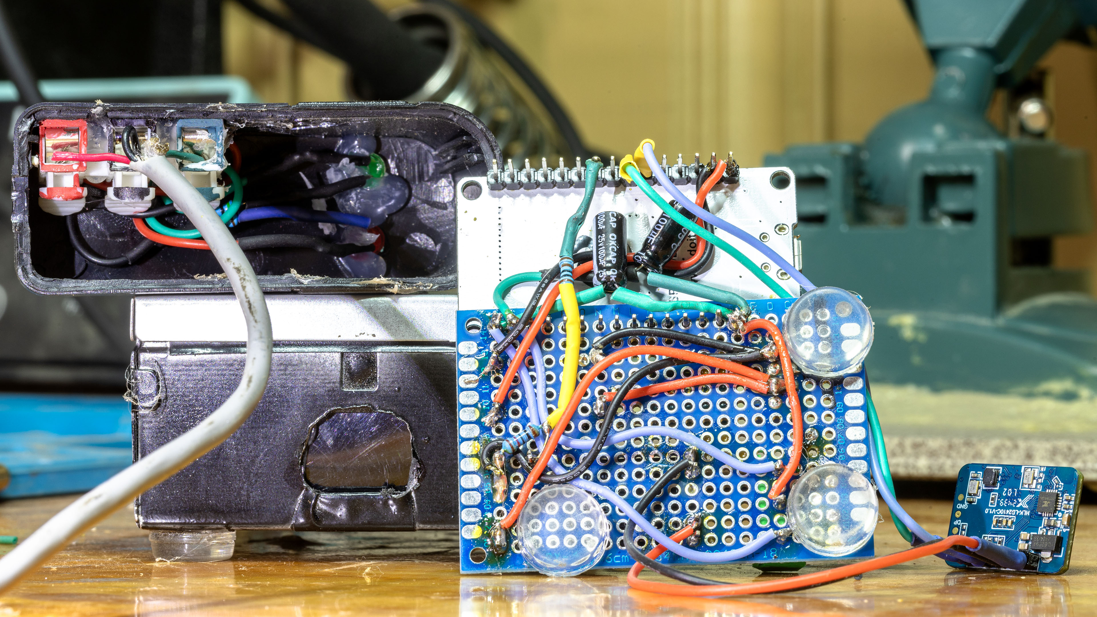 ld2410c_esp32wroom_parking_assist_pcb_rear