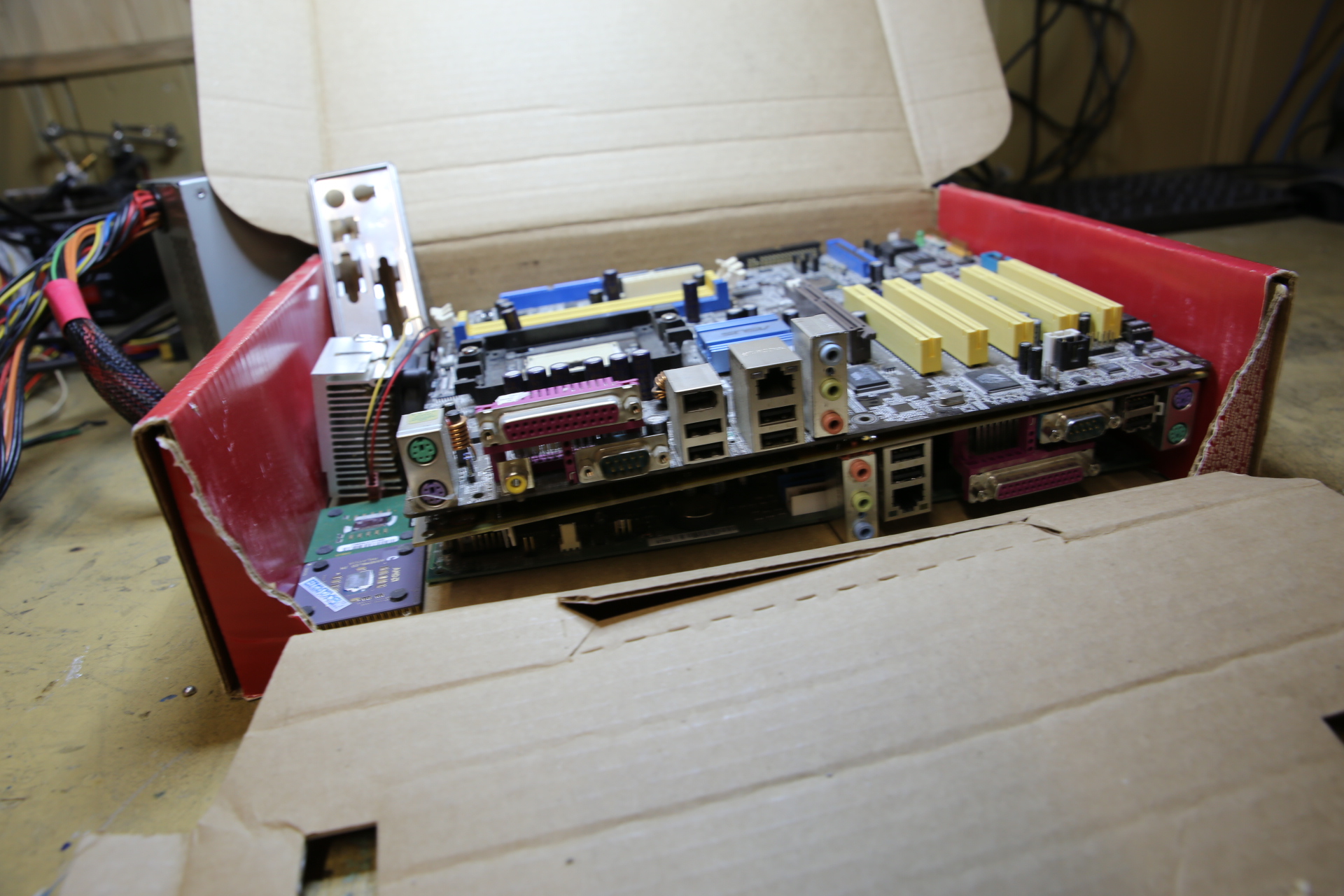 motherboards_package