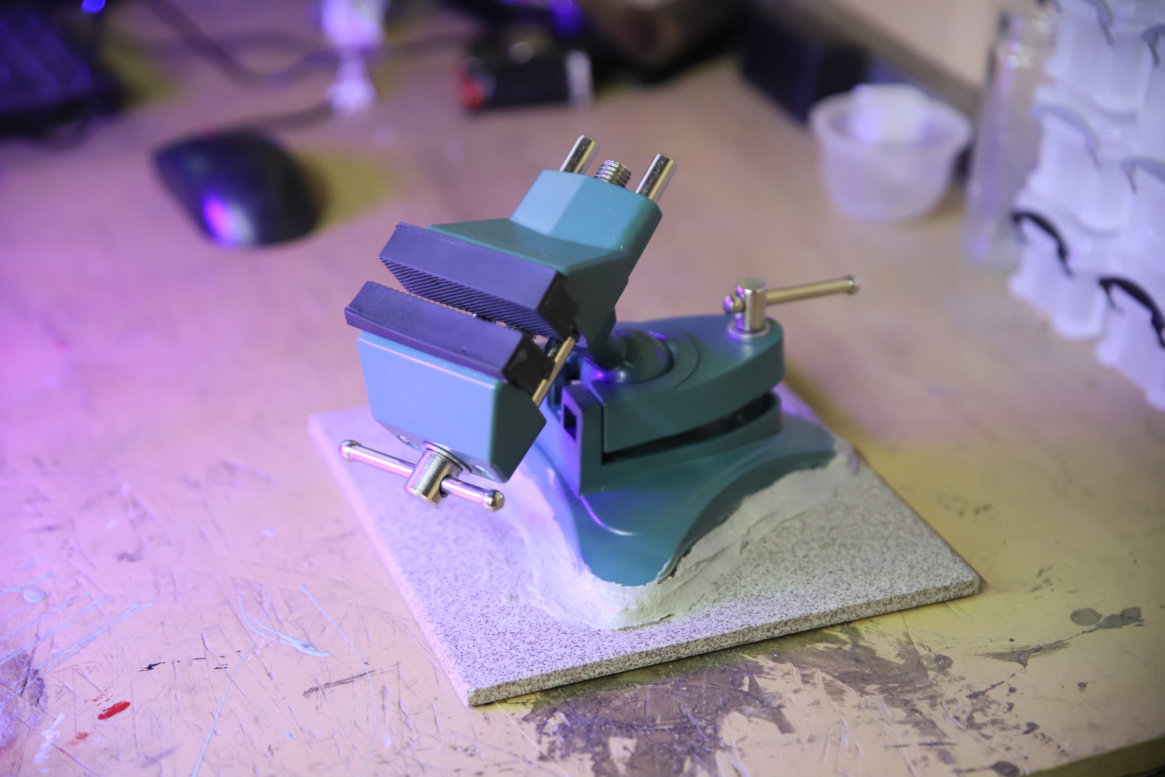 new_vise