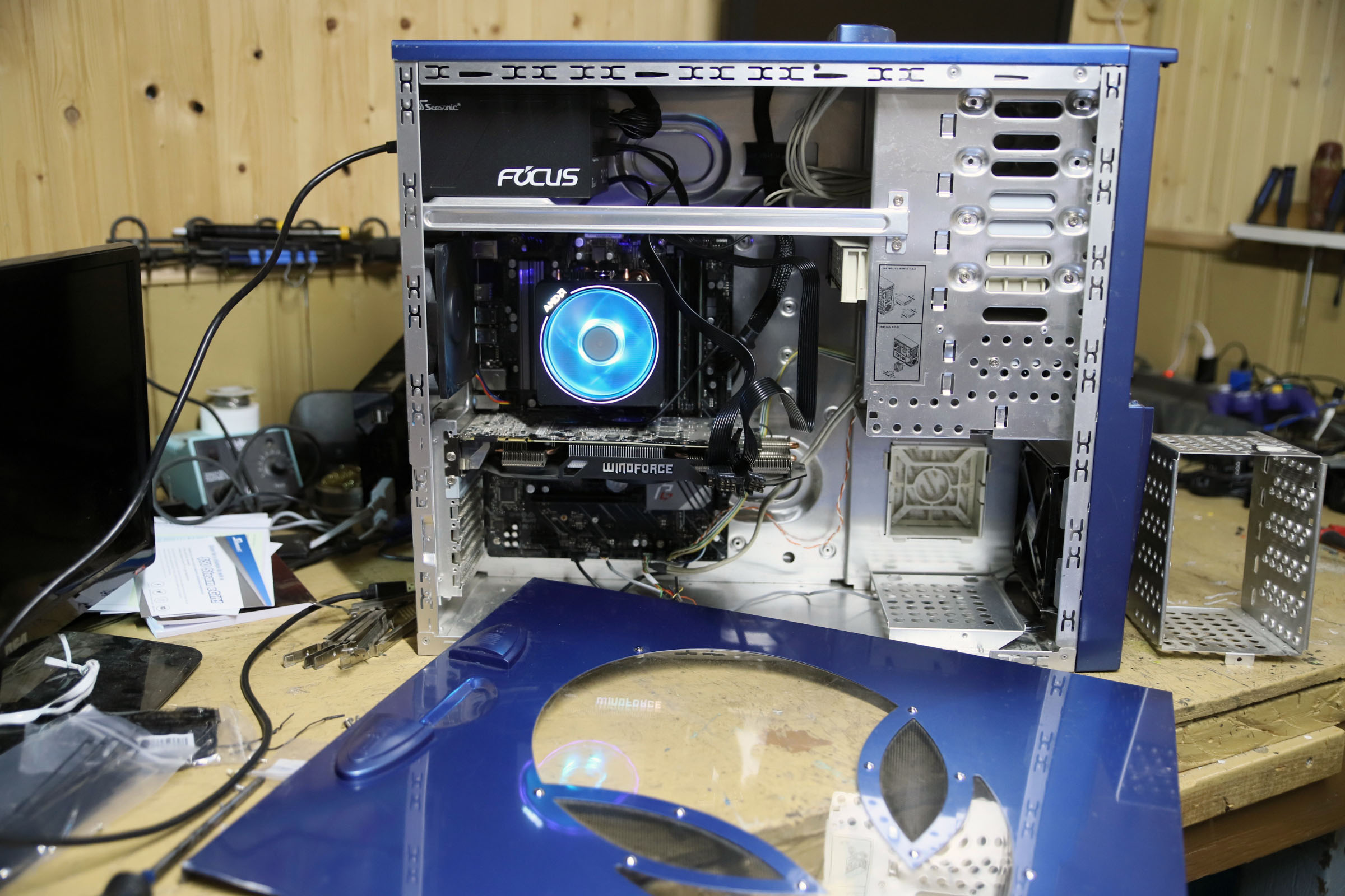 ryzen_3700x_alien_case