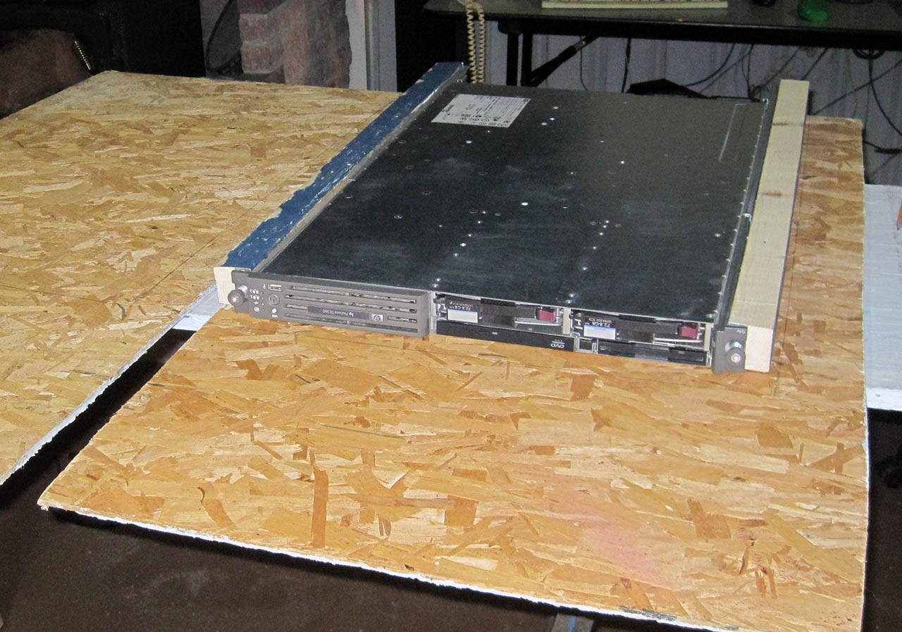 woodbox_rackmount_server_2