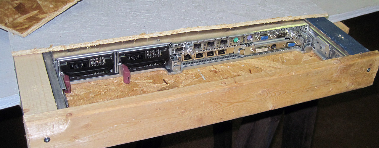 woodbox_rackmount_server_7