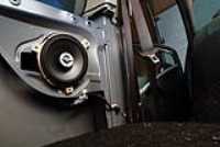 car_rear_speaker_riser_fix