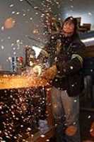 wrx_rusted_shocks_repair_Thorn_radial_sparks_grinder