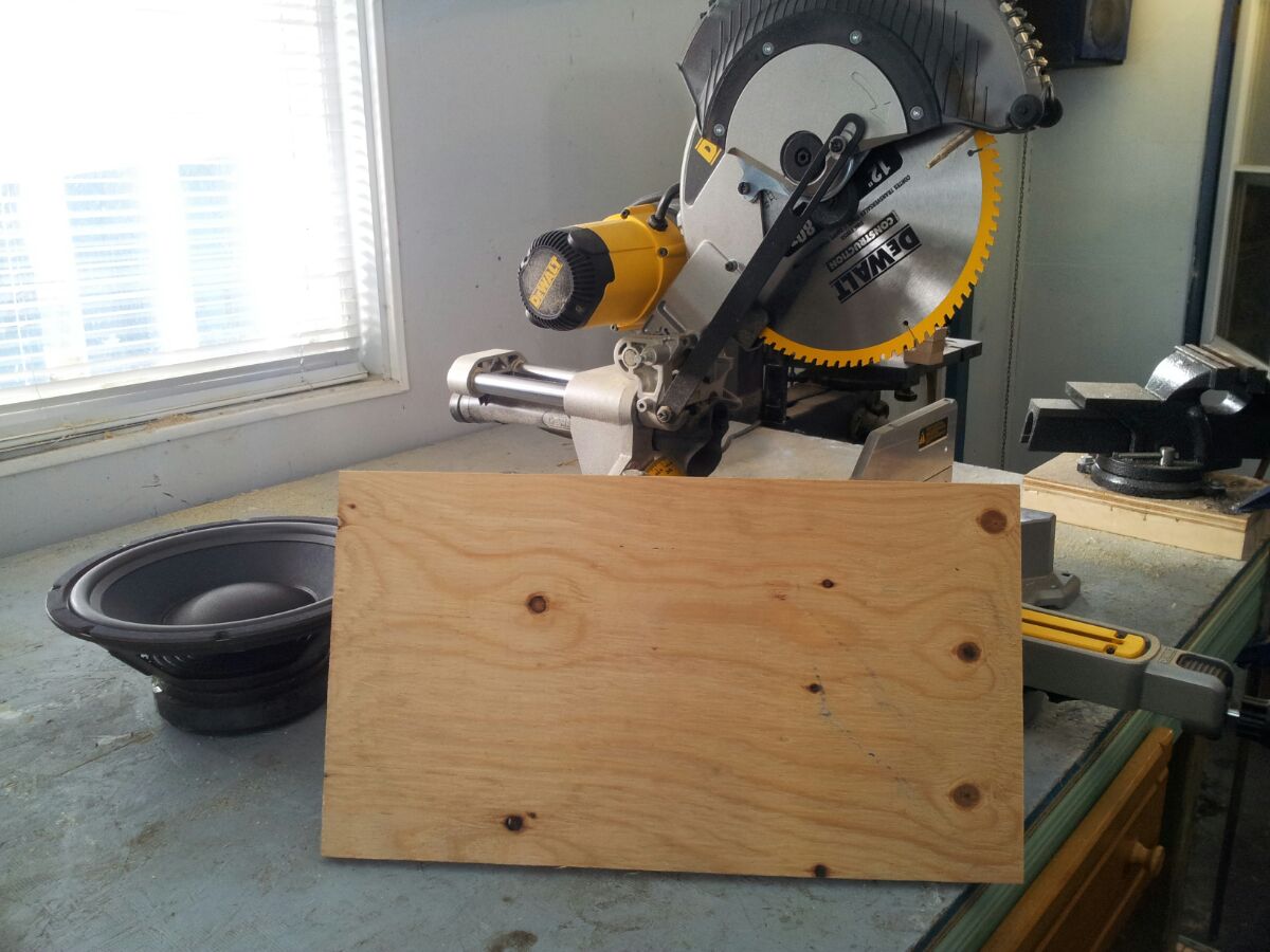 building_12_speaker_01_first_cut