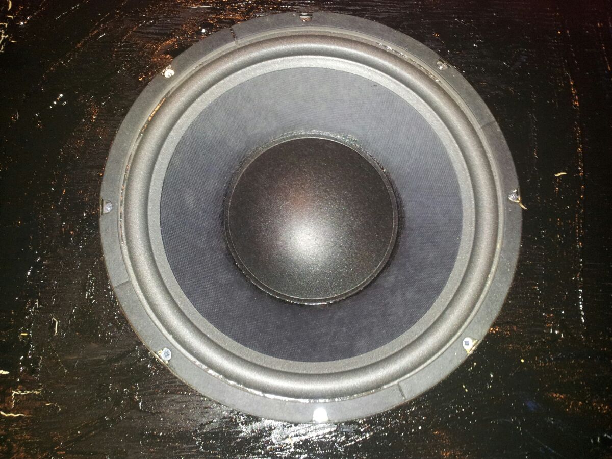 building_12_speaker_06_driver