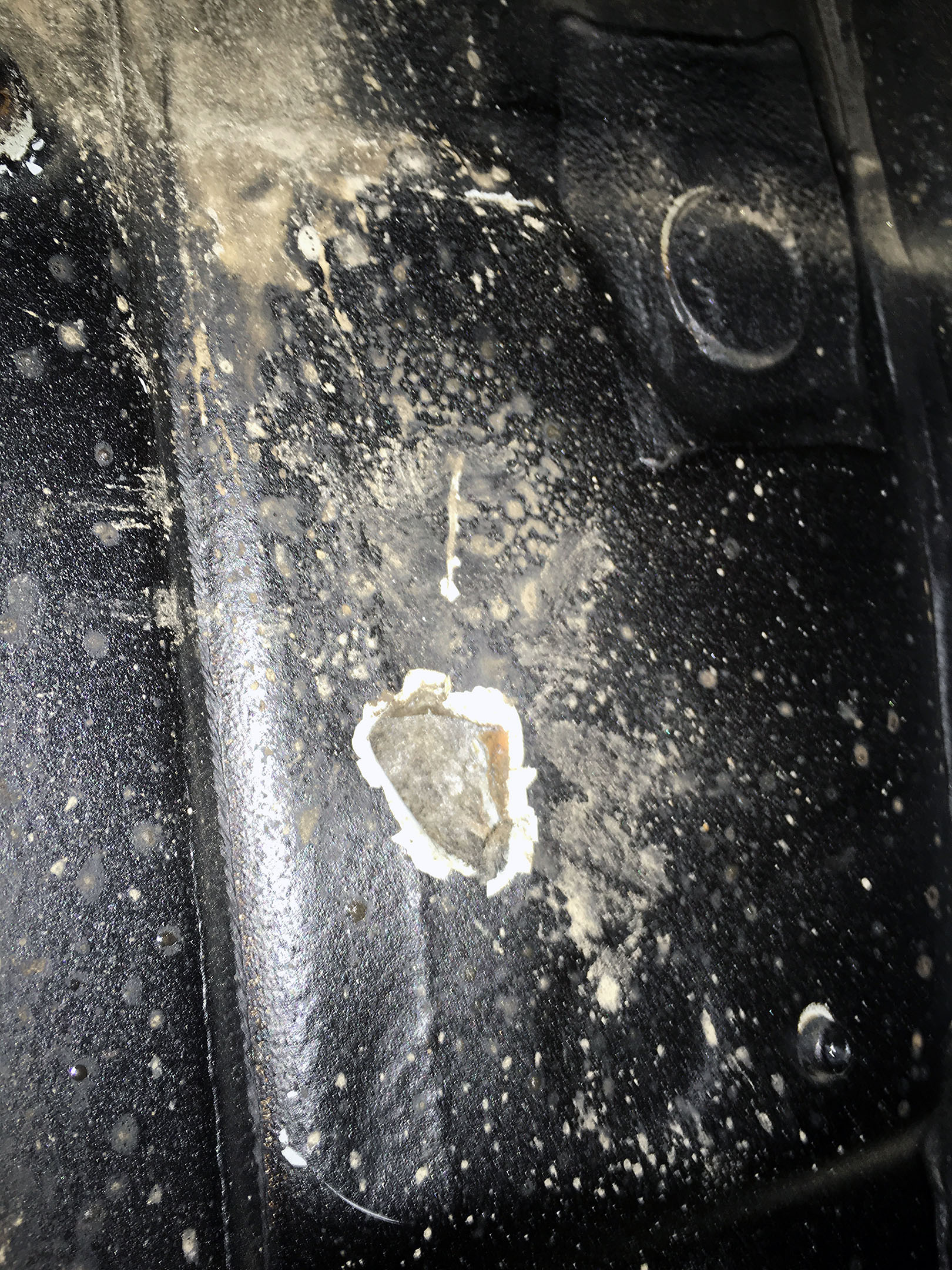 car_hole
