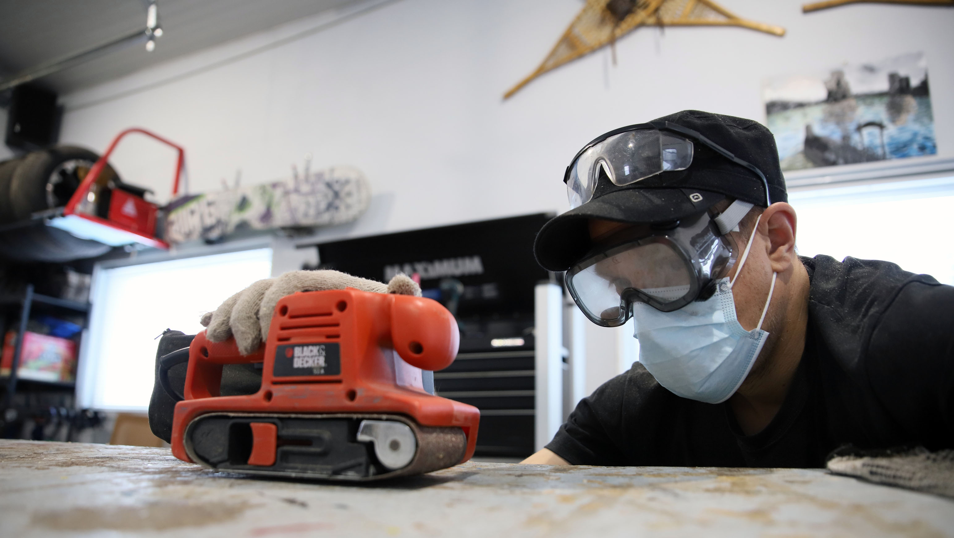 garage_table_shrink_3_enter_sandman