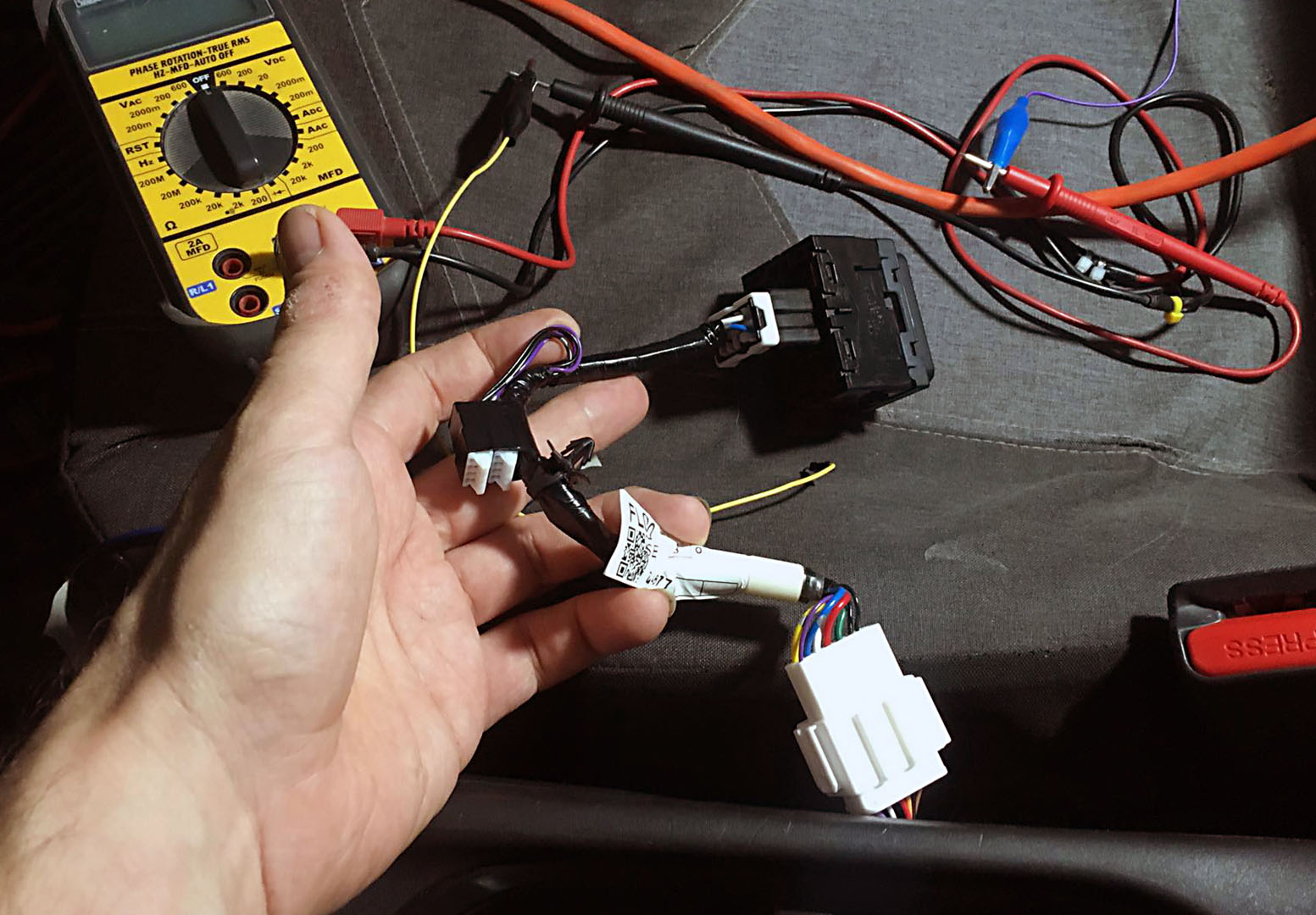 subaru_2023_crosstrek_fl030_harness_heat_switch_seat