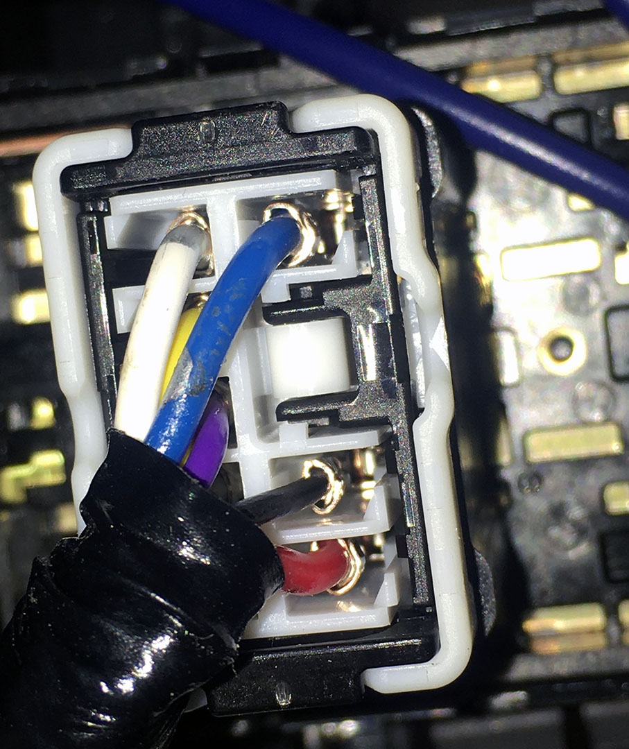subaru_2023_crosstrek_rear_view_heater_switch_detail