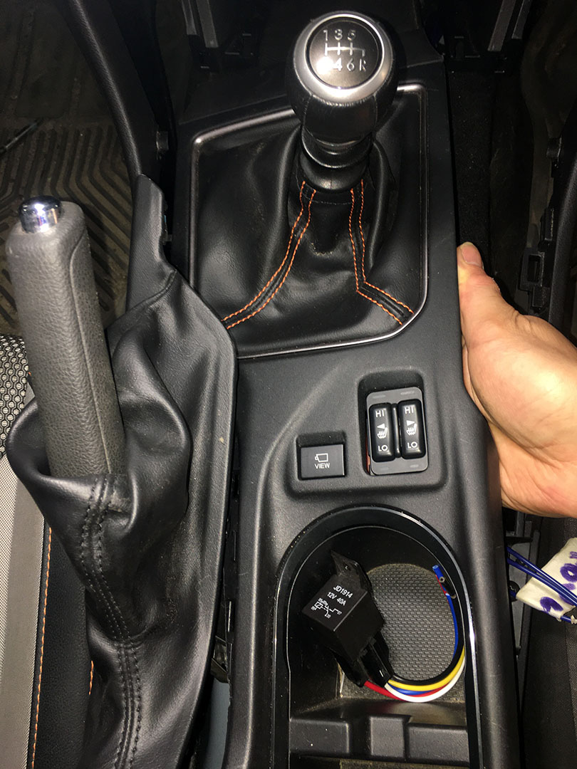 subaru_2023_crosstrek_rear_view_heater_switch_top