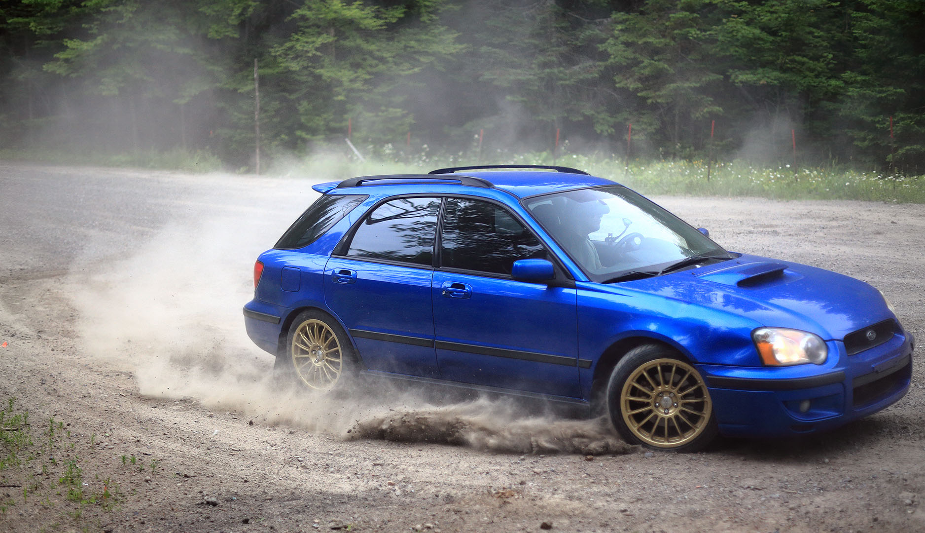 subaru_wrx_drifting_trail_elz_on_earth
