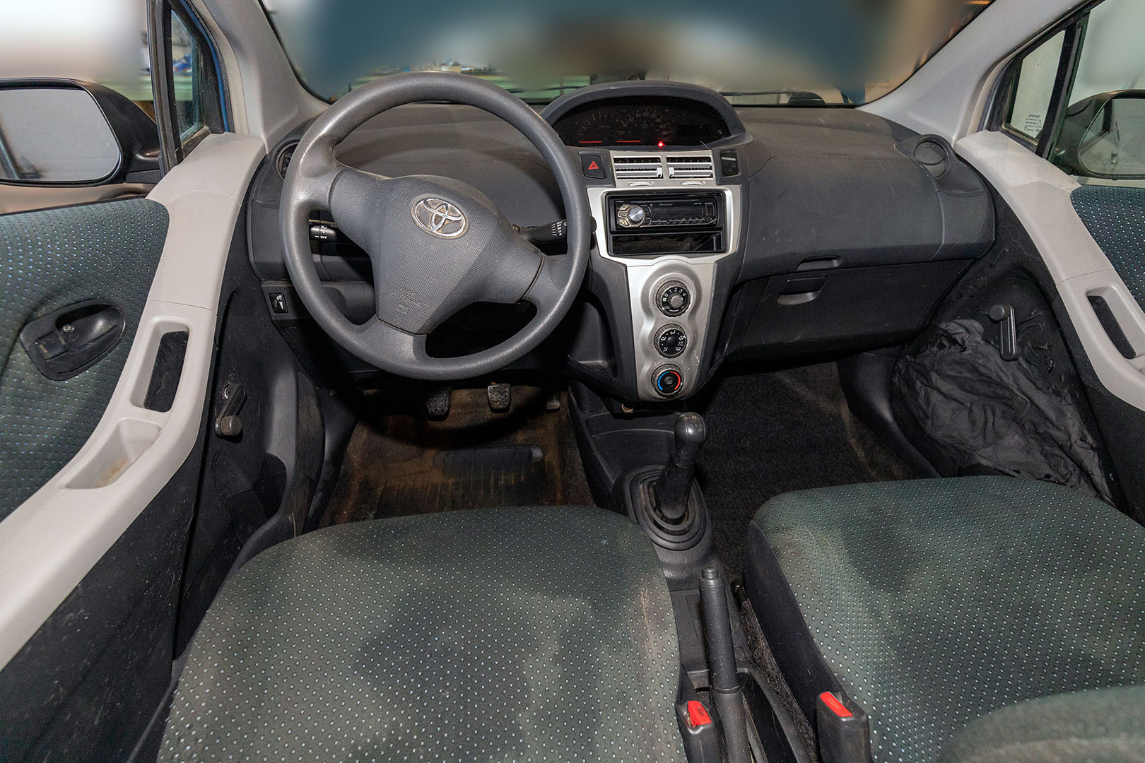 vente_yaris_08