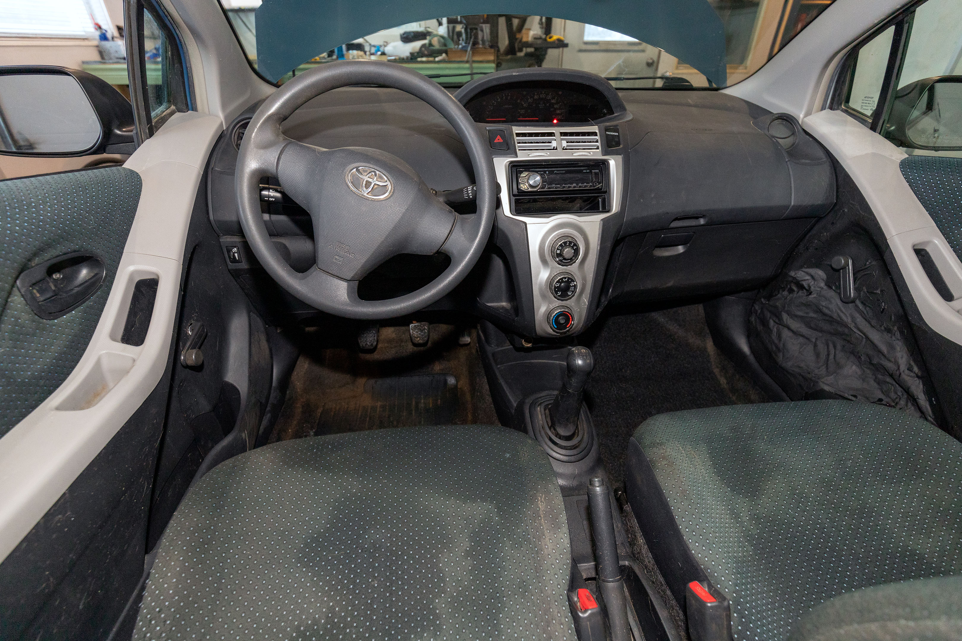 vente_yaris_08