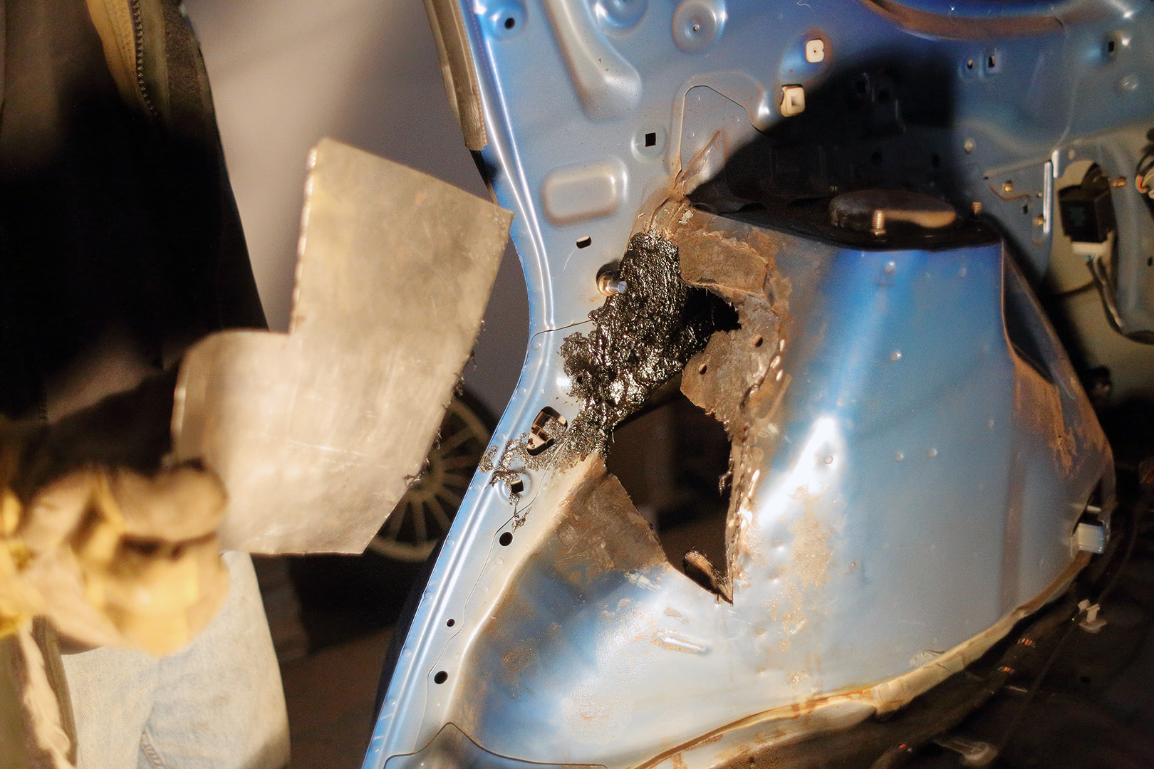 wrx_rusted_shocks_repair_patching_plate