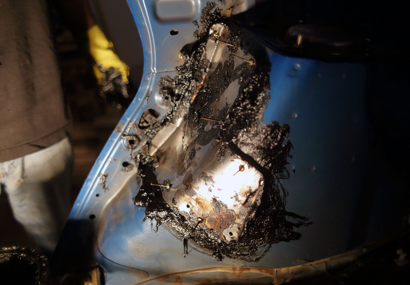wrx_rusted_shocks_repair_plate_tar_rivet