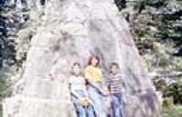 adeline_danielle_bruno_pierre_tombale