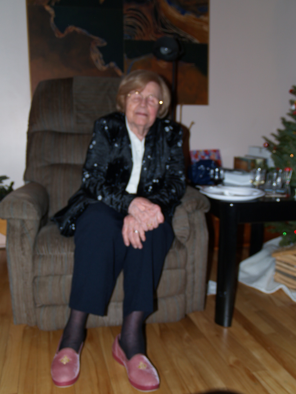 noel_2006_lucille_divan