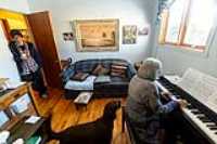 01_noel_2025_danielle_piano_oasis_kq5