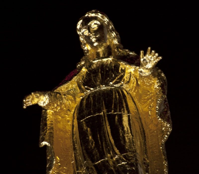golden_statue