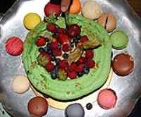cutting_the_cake