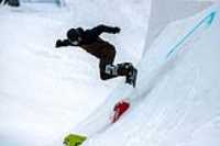 stoneham_snowboard_empire_game_42