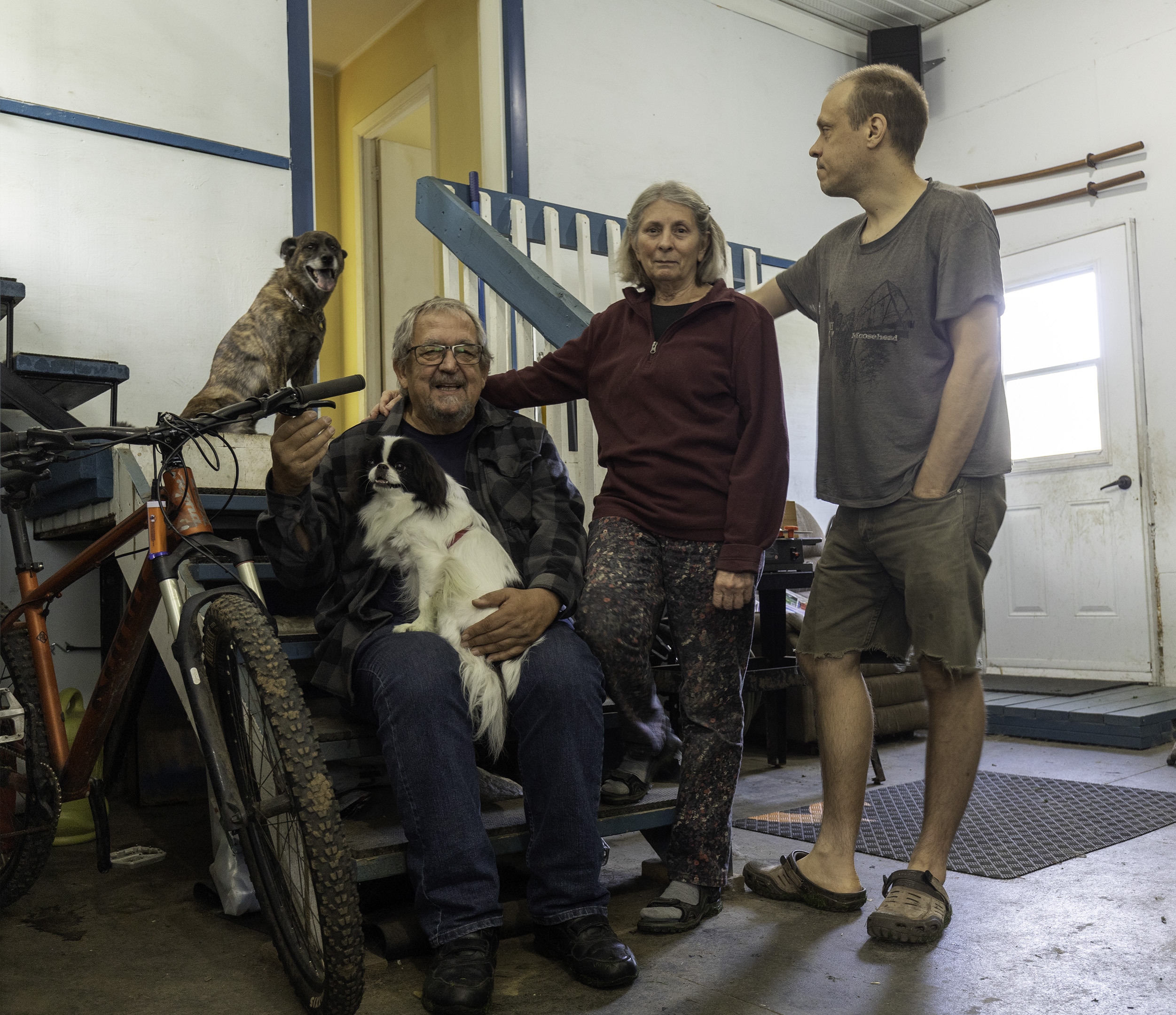 ross_danie_bruno_beryl_misso_bike_remote