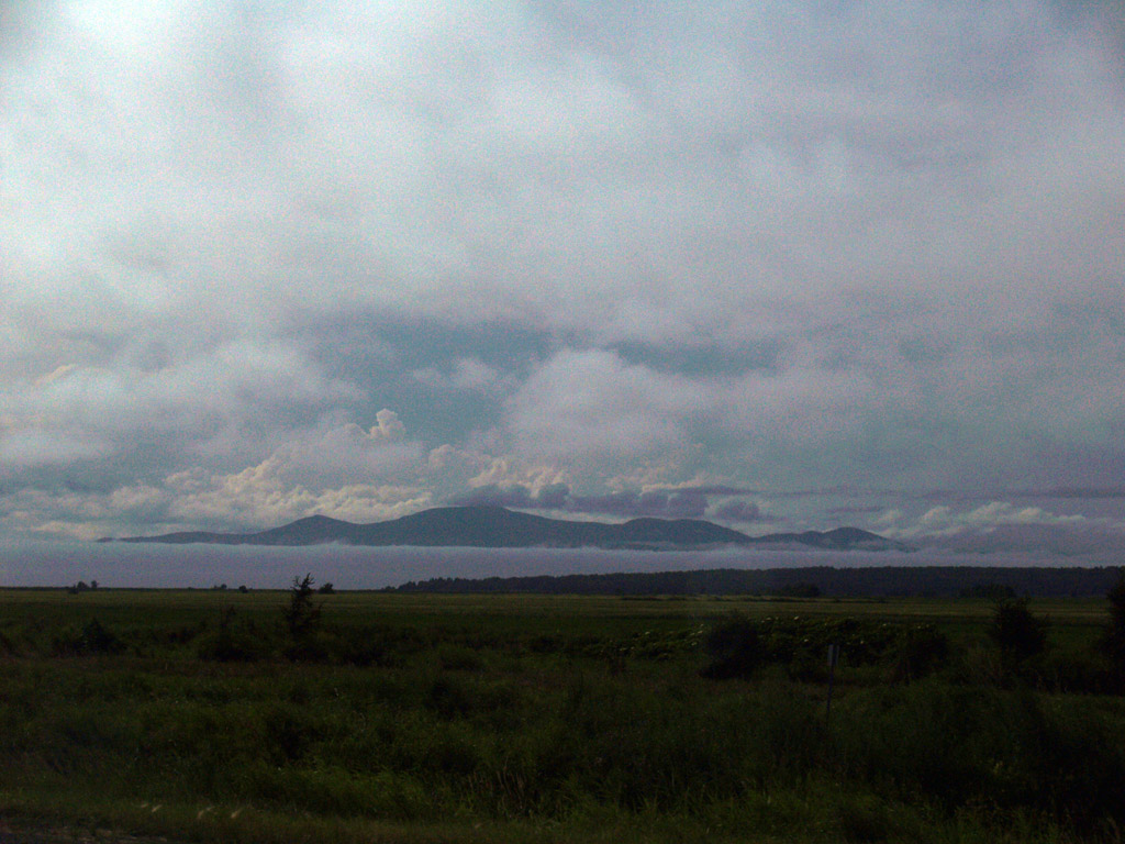 Flying_Mountain
