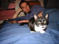 minou_ben_lit