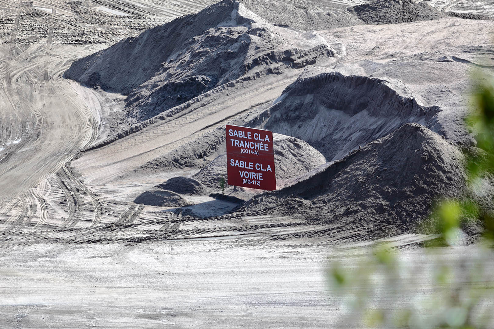 PEB_mine_sign
