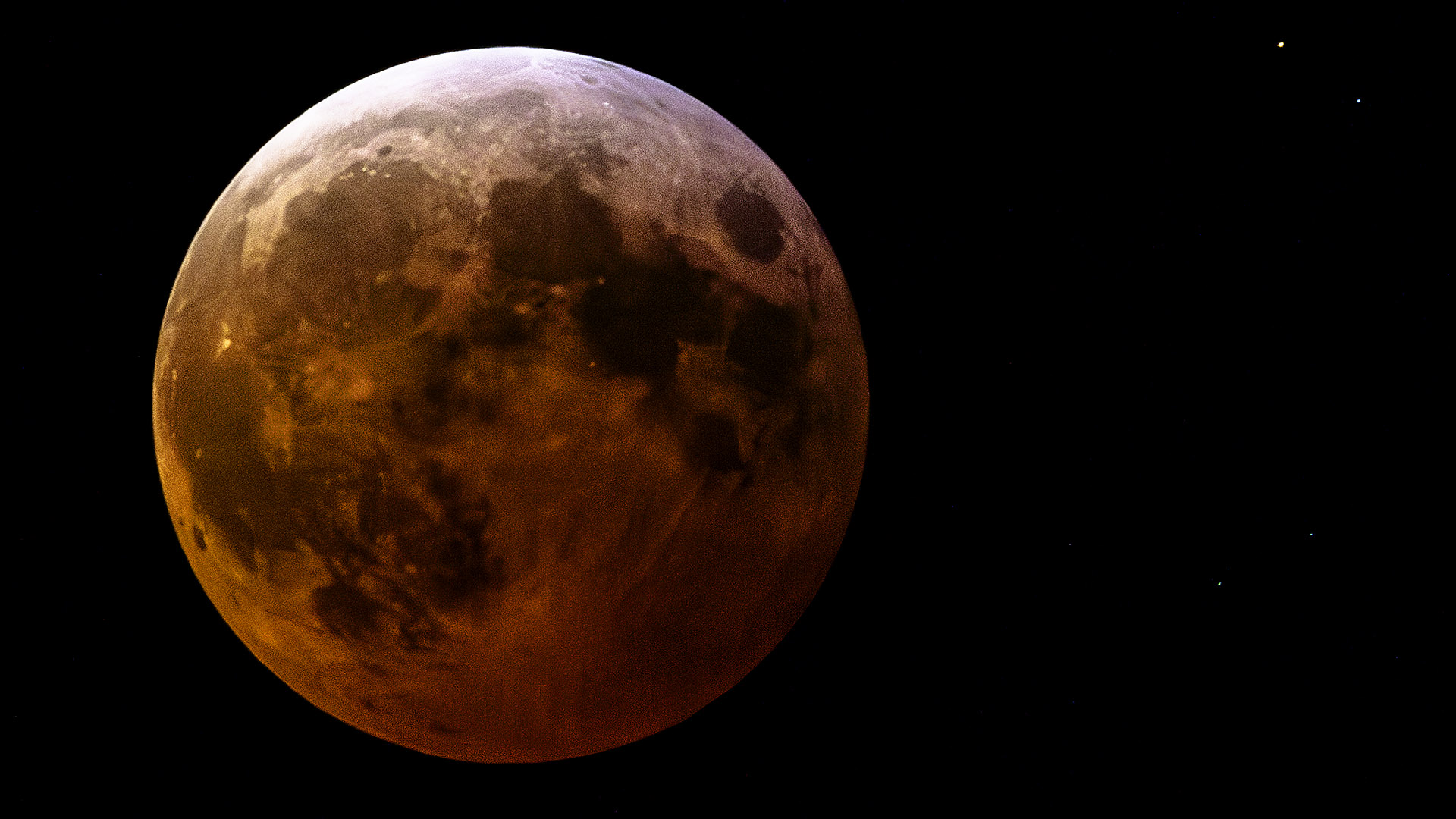 blood_moon_2025