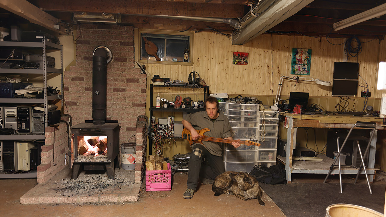 elz_fretless_bass_beryl
