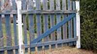 fence_door_exterior