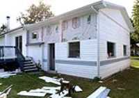 garage_vinyl_siding_blue_line