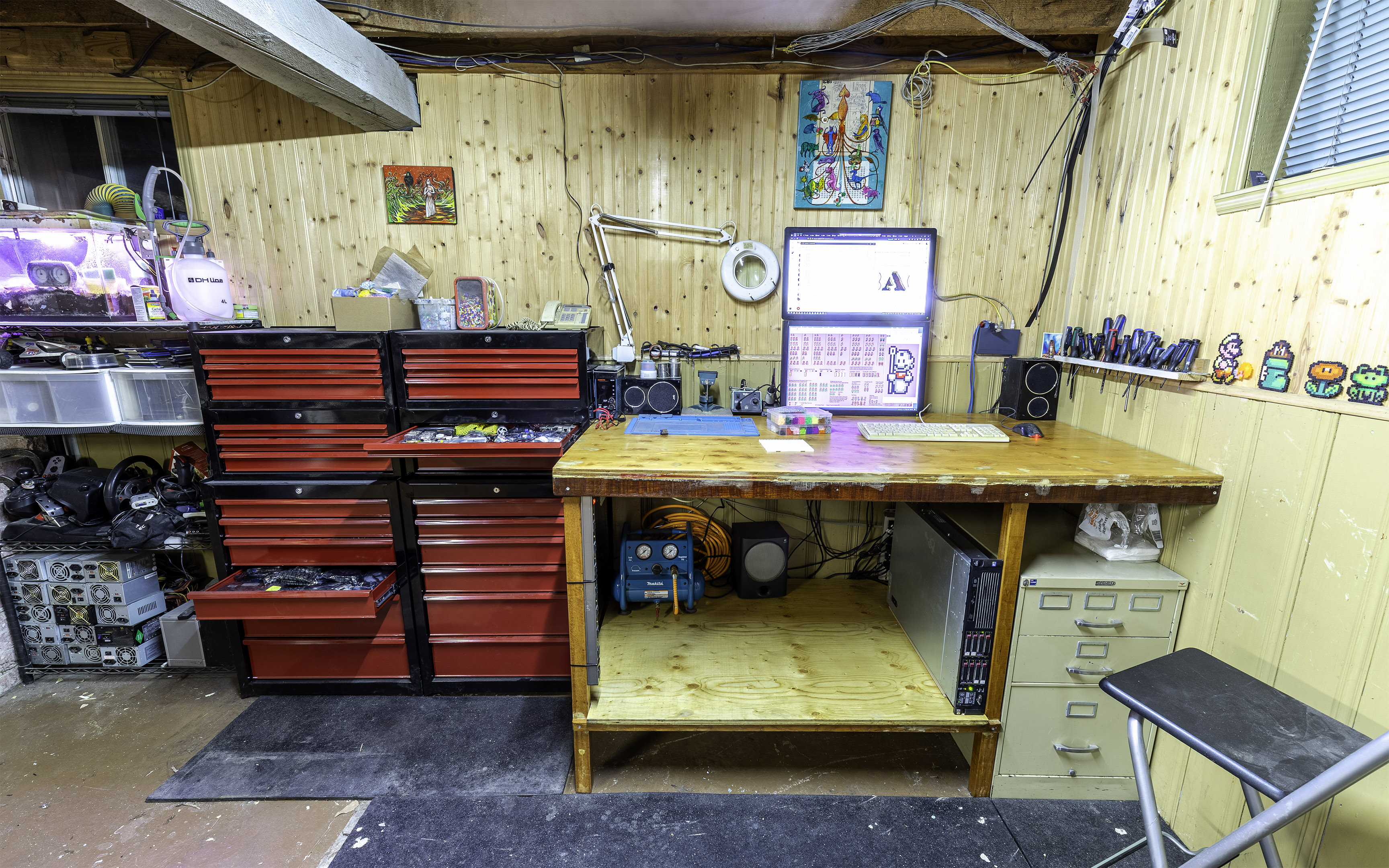 basement_craftingtable_metallic_drawer_install
