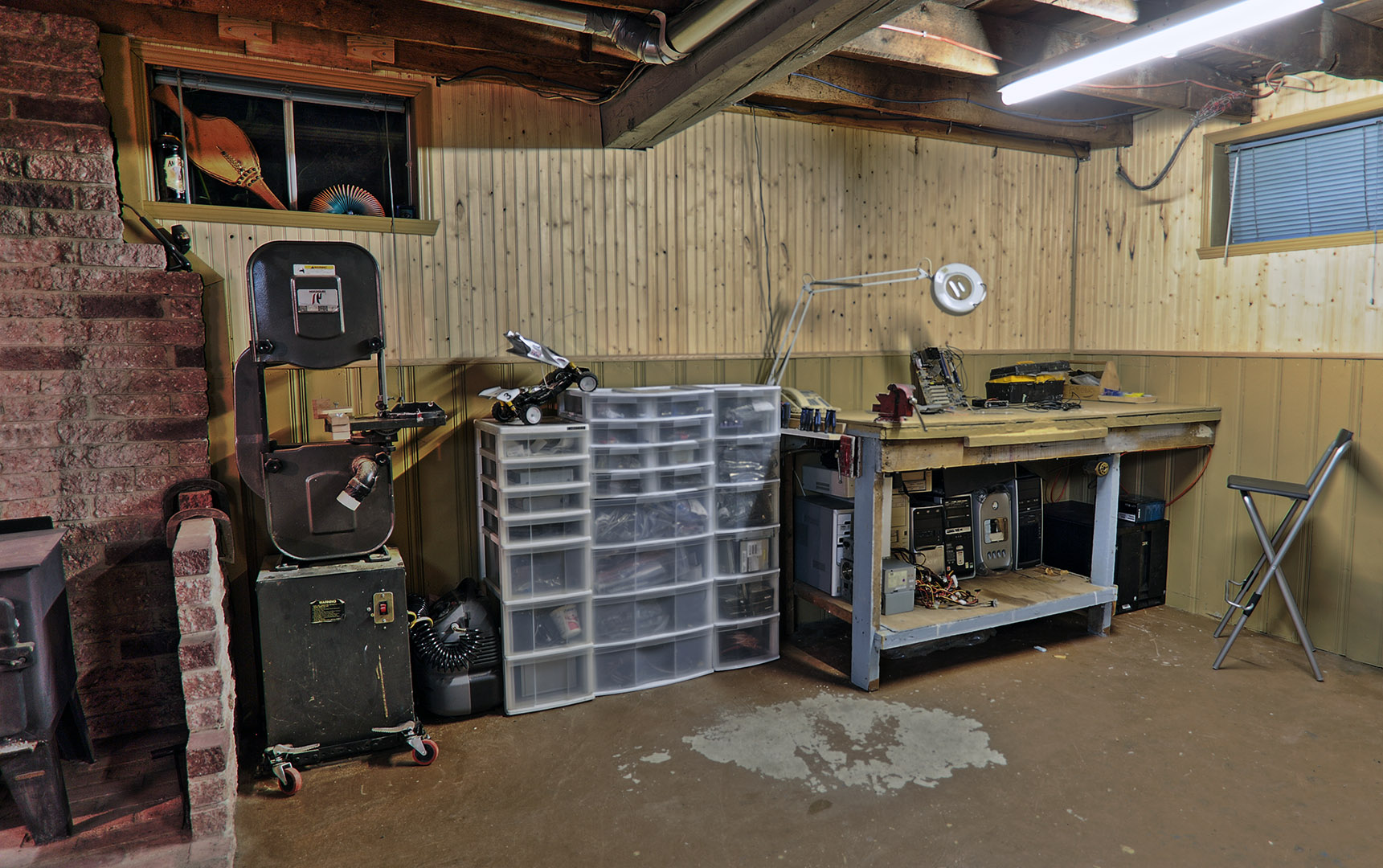 basement_hardware_lab