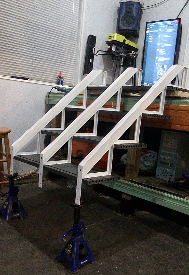composite_stair_aluminium_silt_down